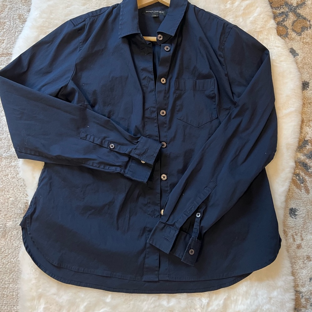 Women’s Dark Blur Classic Shirt